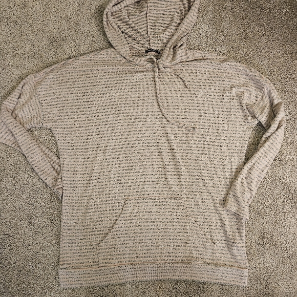 Staccato blush/gray hoodie, size large, incredibly soft. - Picture 4 of 8